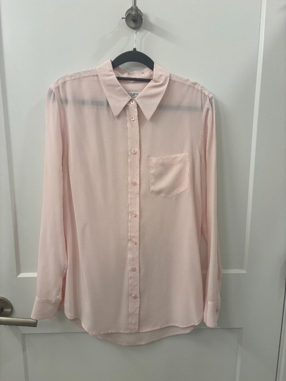 Equipment Light Pink Silk Long Sleeve Shirt Size Small